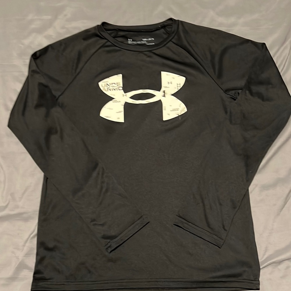 Youth under armor black long sleeve